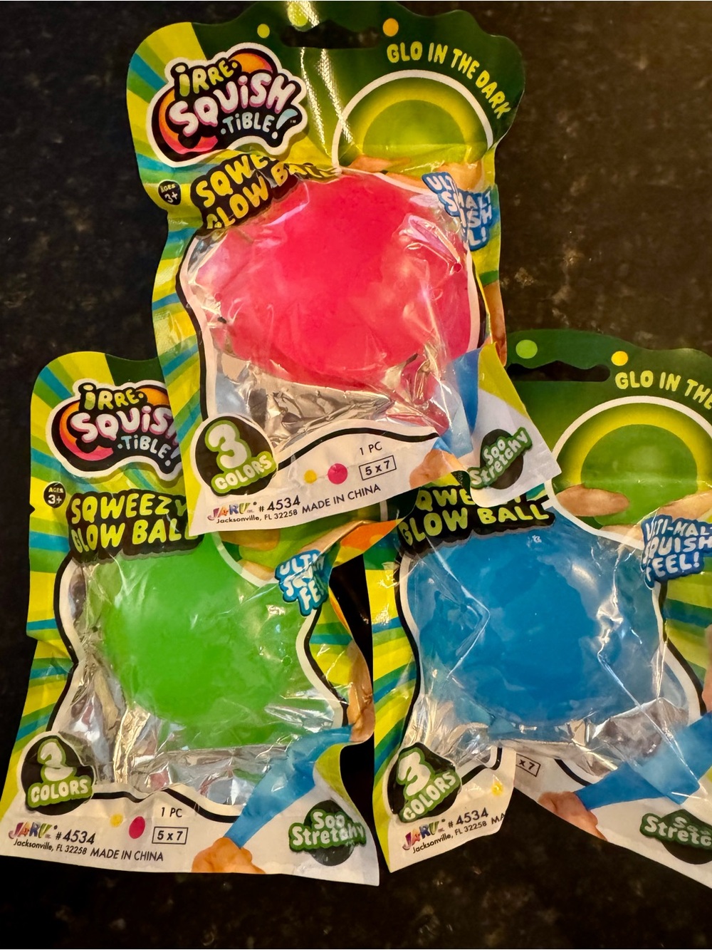 Irre-Squish-Tible  Sqweeze Glow Ball